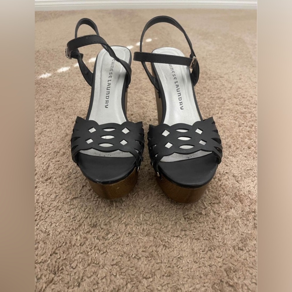 Chinese Laundry Wedge Heel
